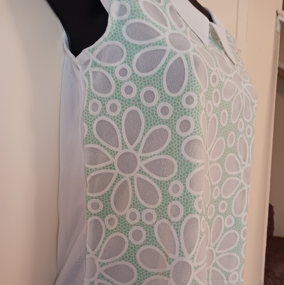 Y2K Moda top sz.S abstract flowers, Light green and white nwt - Picture 4 of 7
